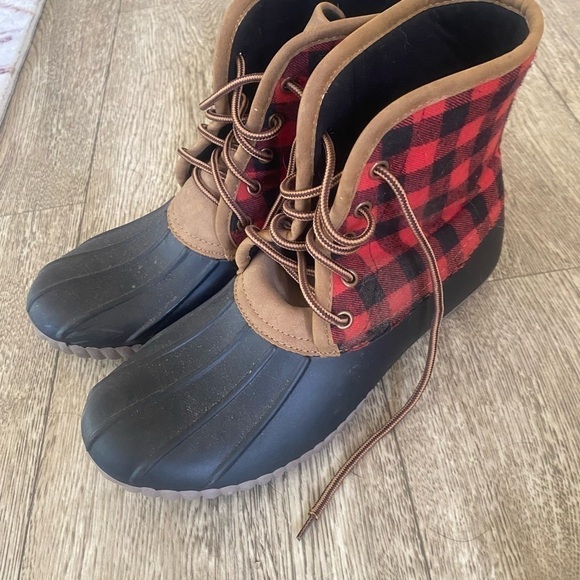 Simply Southern plaid lace up duck boots size 10 - Picture 1 of 6